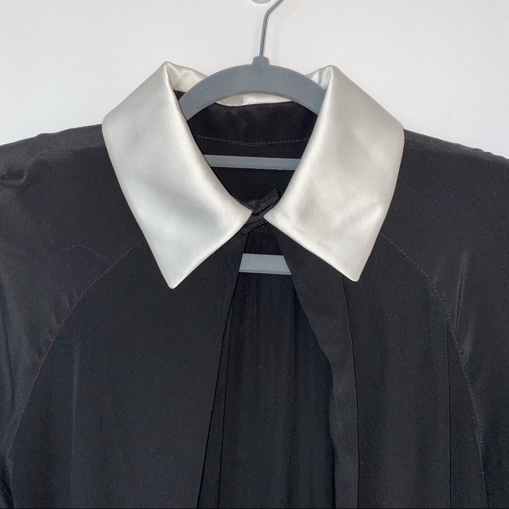 Redemption Open Back Blouse - Picture 3 of 7